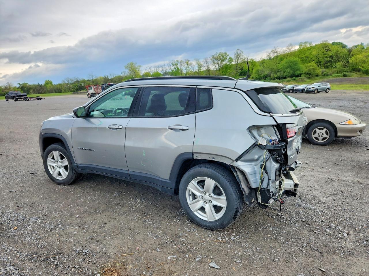 2022 Jeep Compass - Фото 2