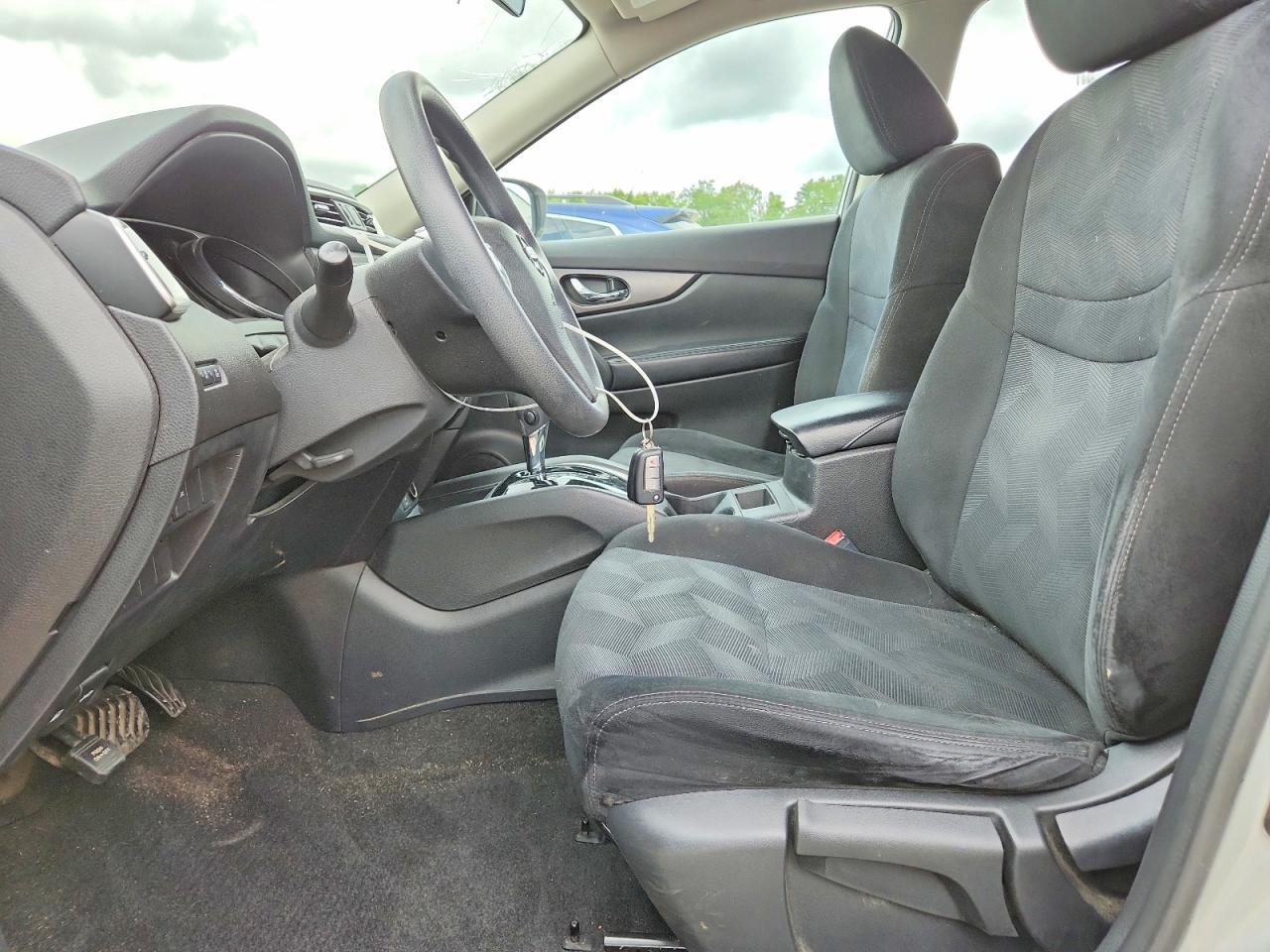 2016 Nissan Rogue S - Фото 7