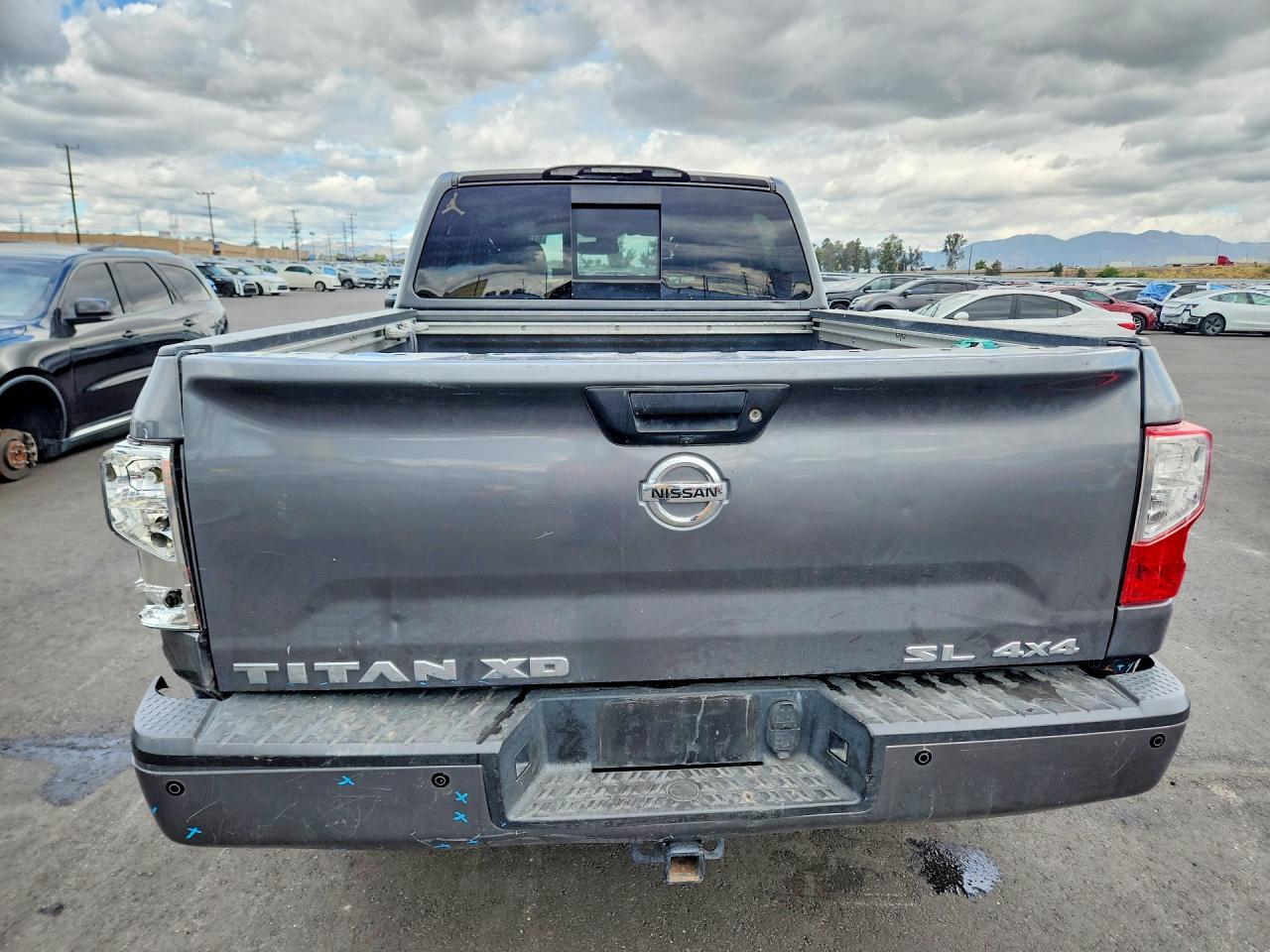 2018 Nissan Titan Xd Sl - Фото 6
