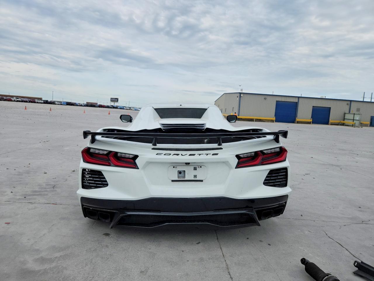 2025 Chevrolet Corvette Stingray 2Lt - Фото 6