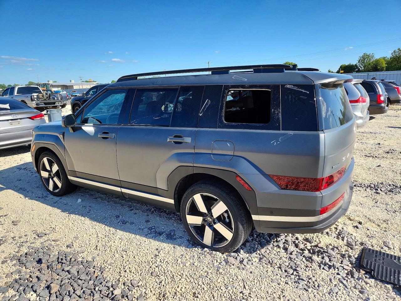 2024 Hyundai Santa Fe Limited - Фото 2