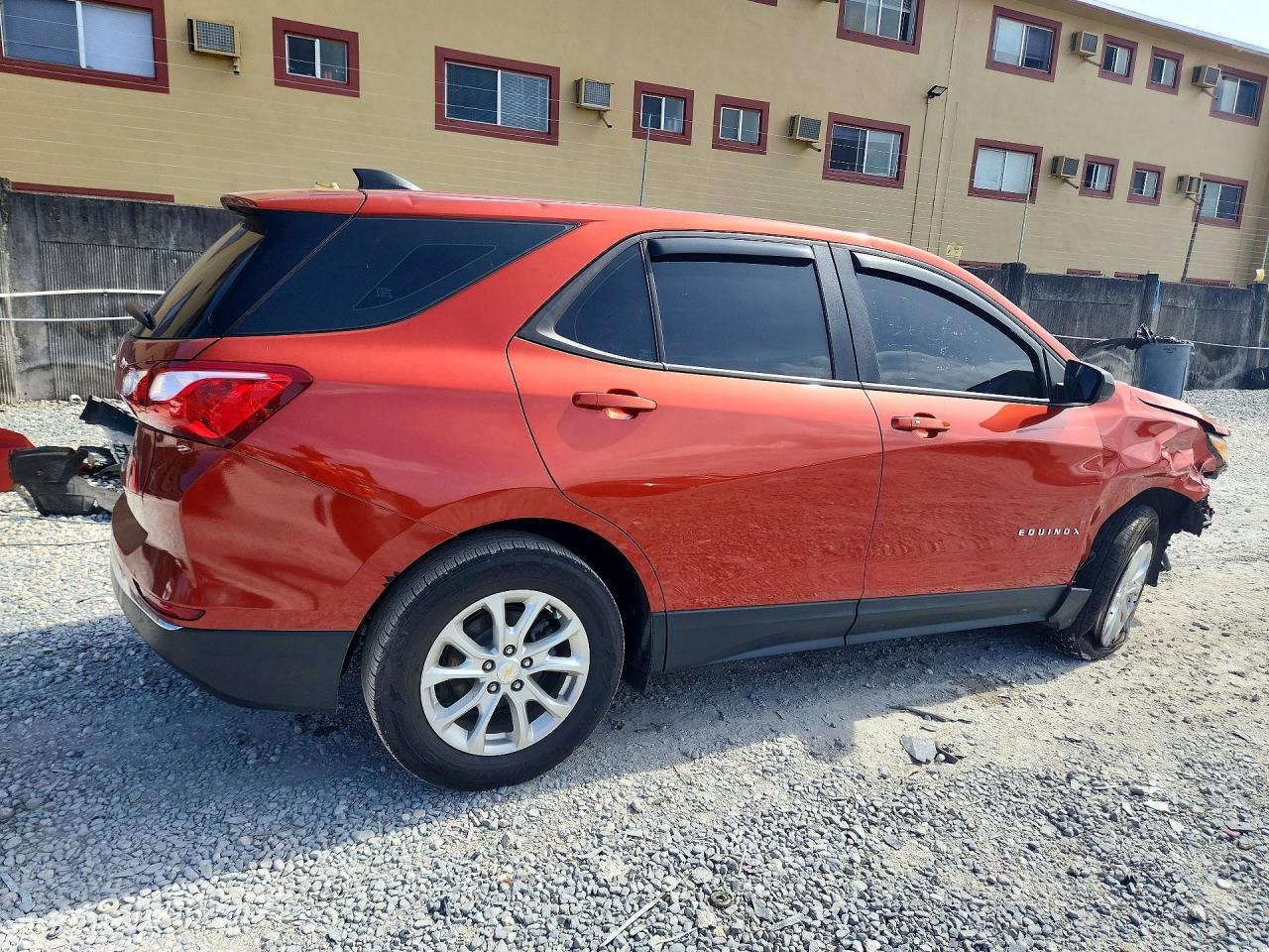 2020 Chevrolet Equinox Ls - Фото 3