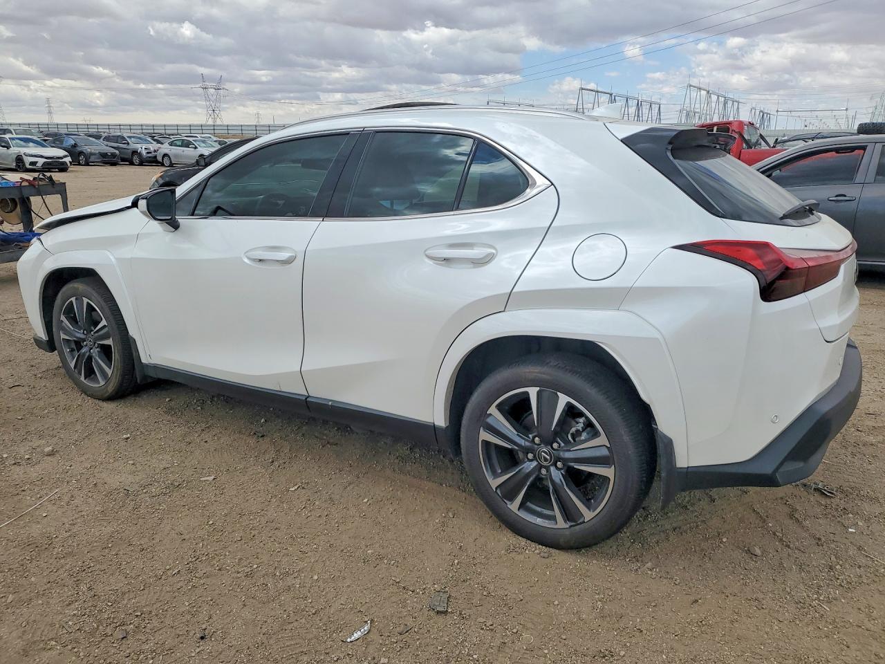 2025 Lexus Ux 300H Premium - Фото 2