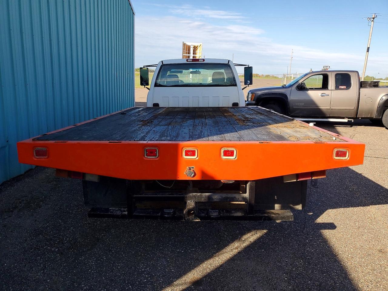 2005 Chevrolet Silverado C3500 - Фото 6