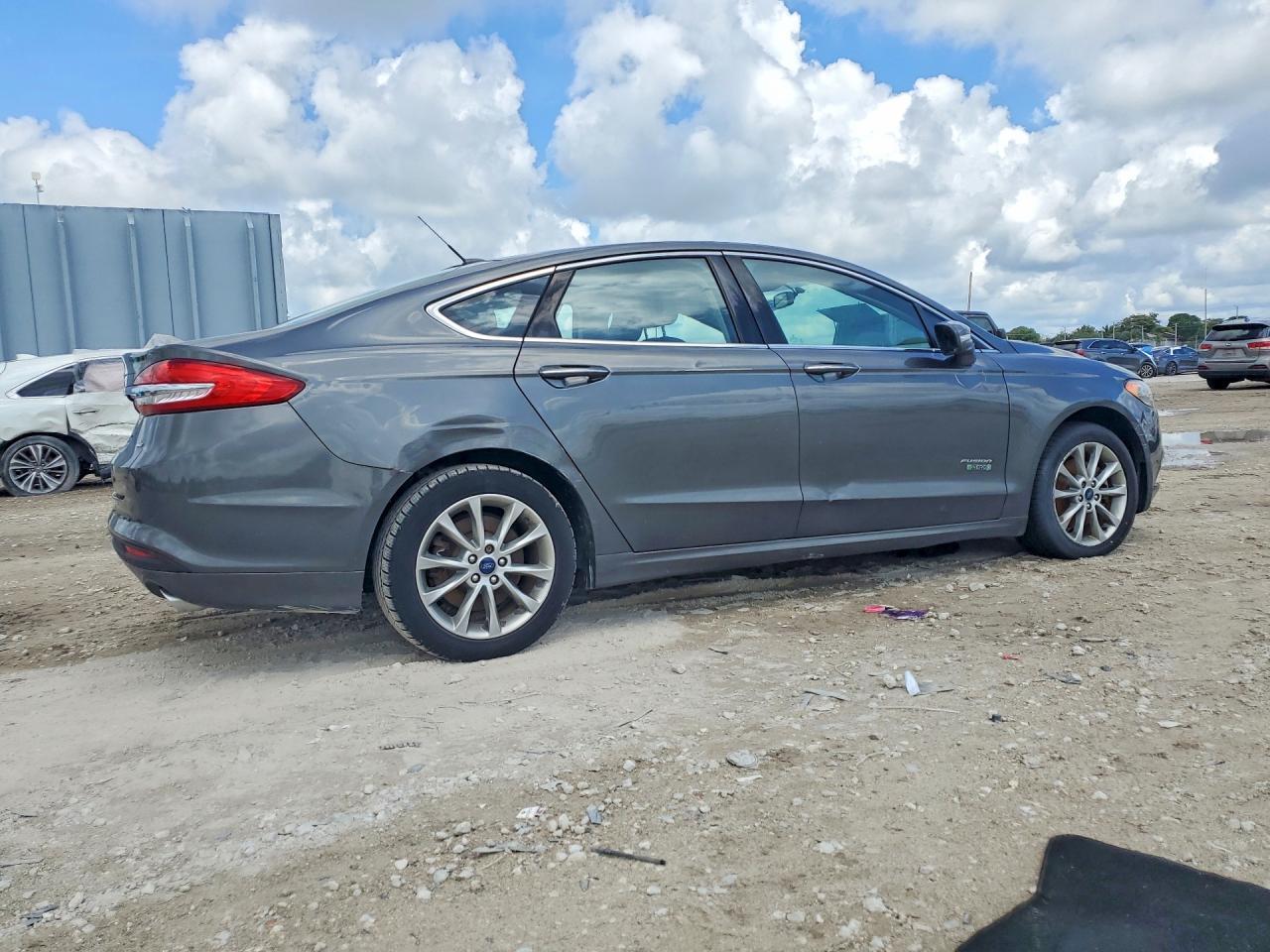 2018 Ford Fusion Se Phev - Фото 3