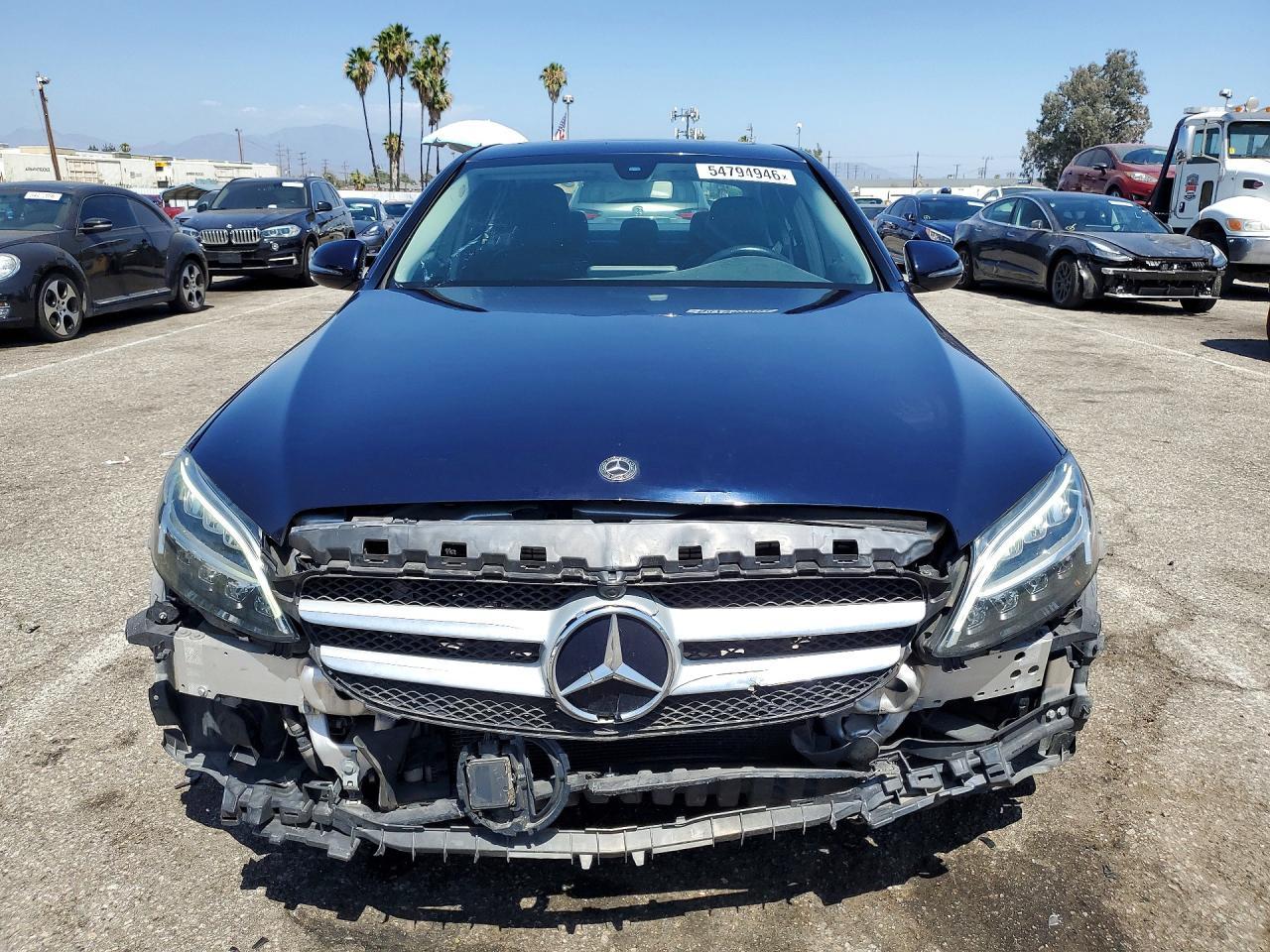 2020 Mercedes-Benz C 300 - Фото 5