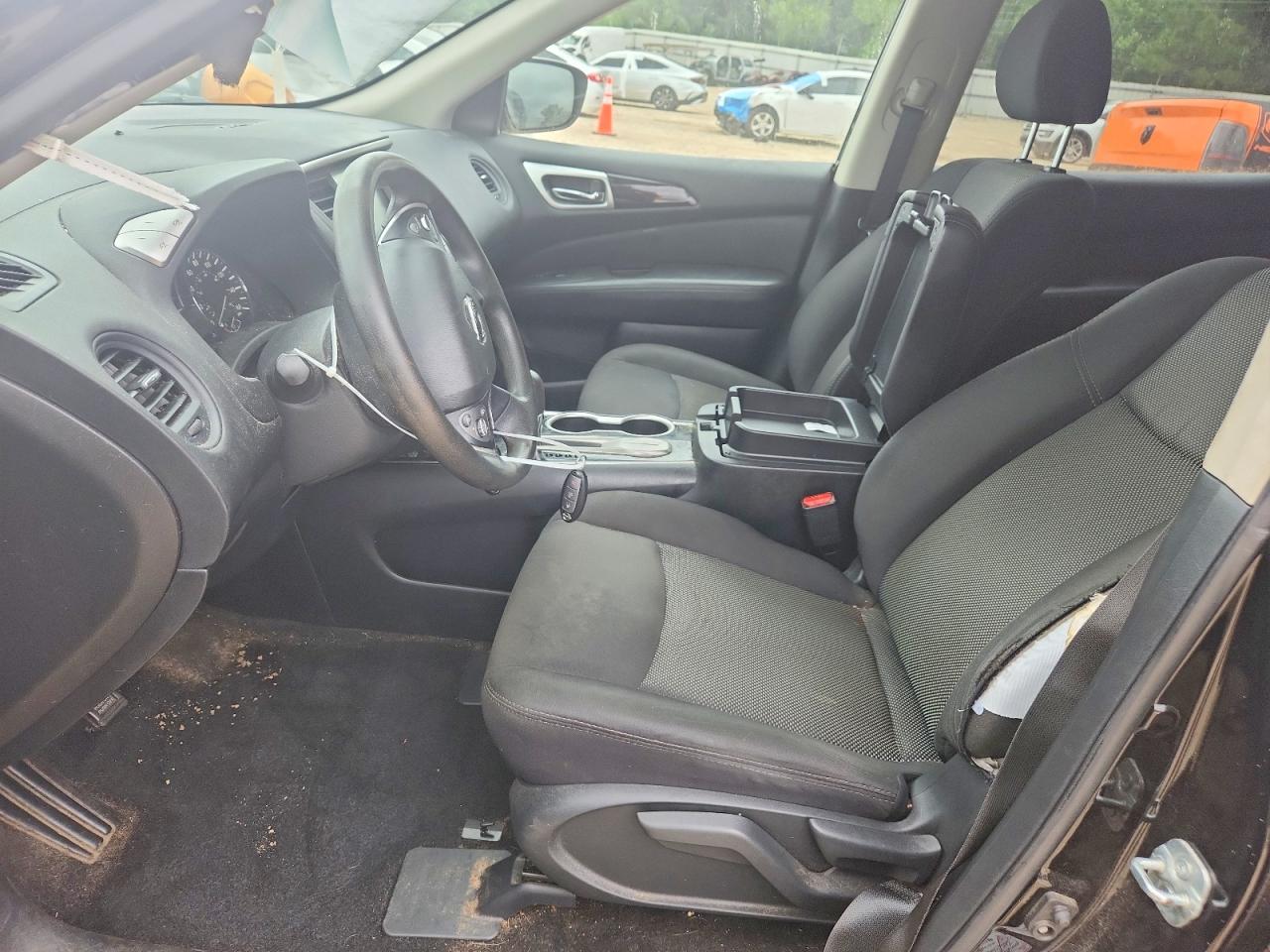 2019 Nissan Pathfinder S - Фото 7