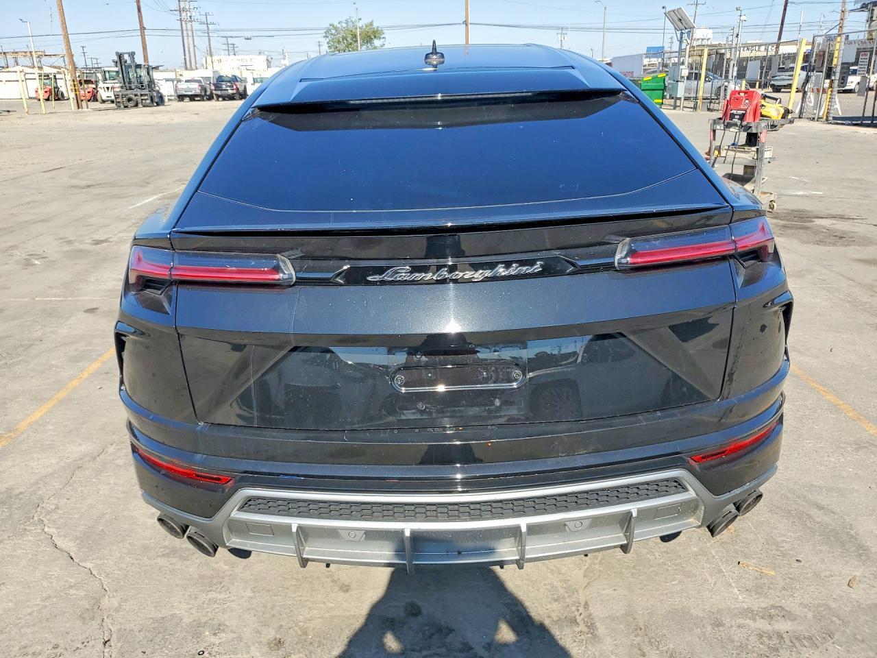 2019 Lamborghini Urus - Фото 6