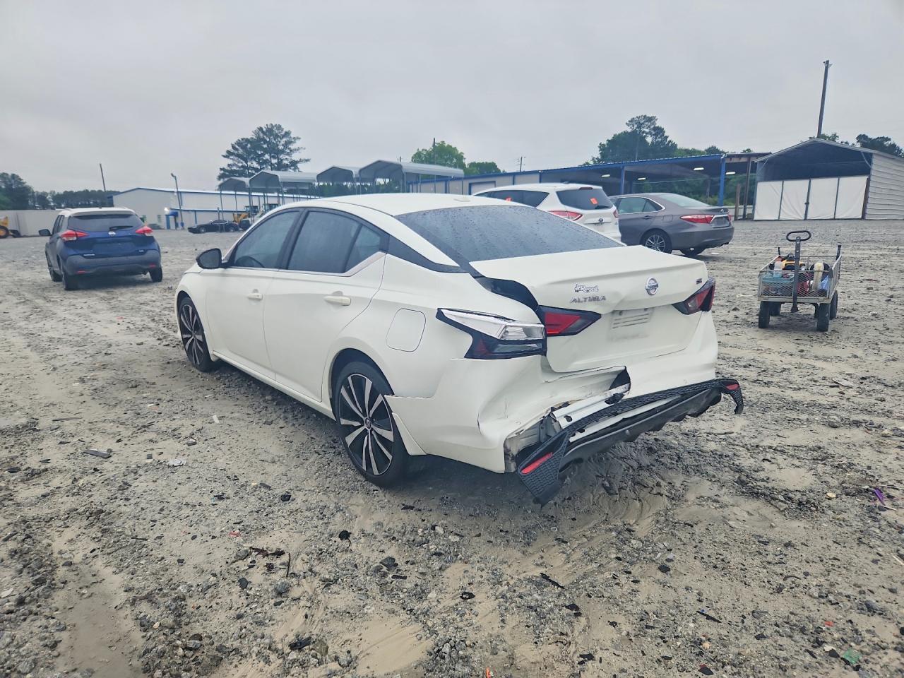 2020 Nissan Altima Sr - Фото 2