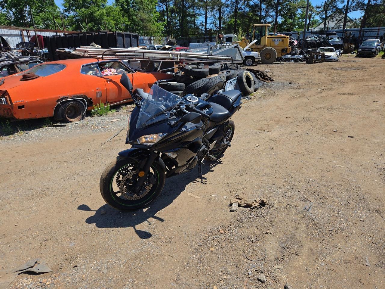 2019 Kawasaki Ex650 J - Фото 2