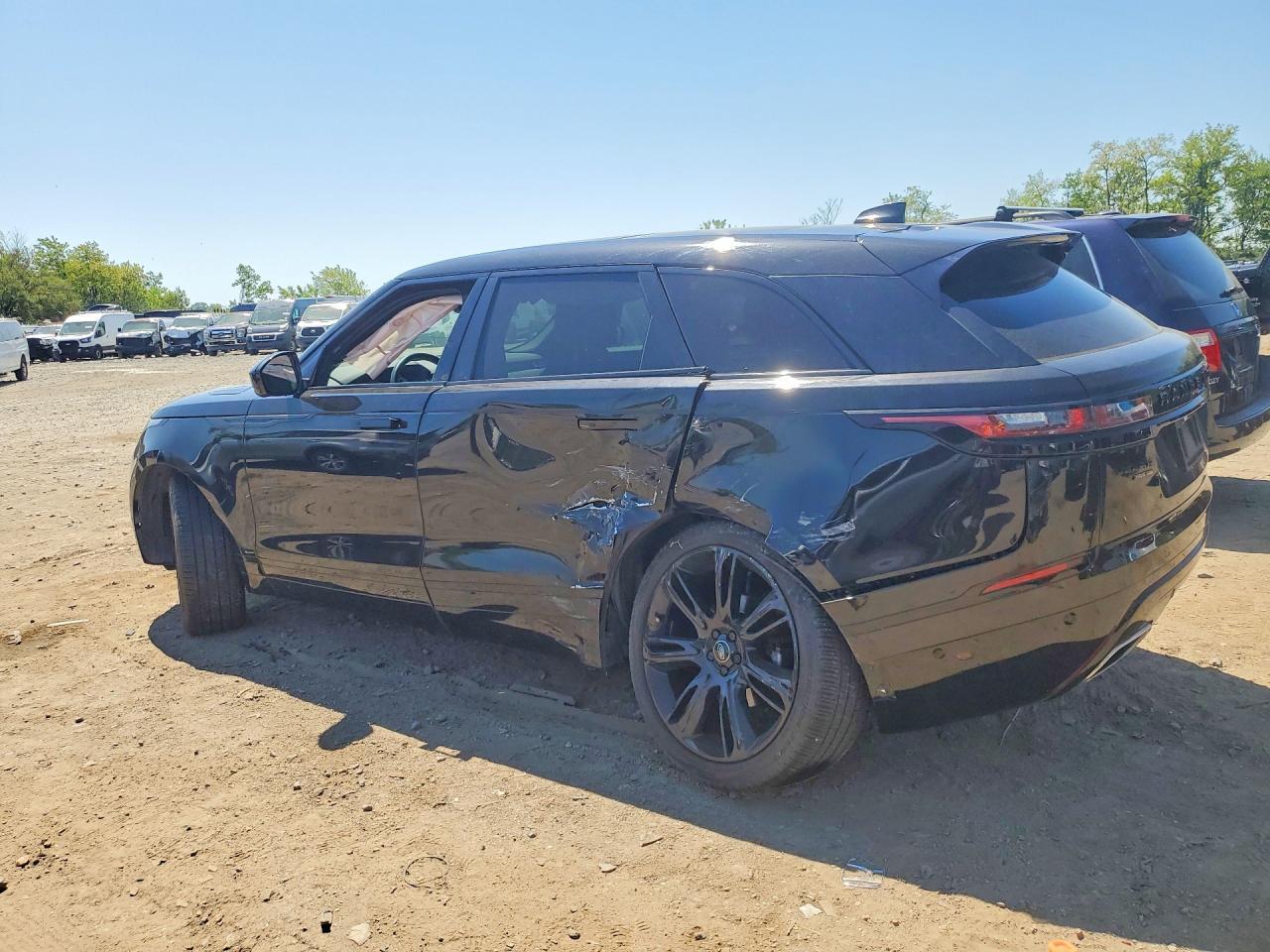 2021 Land Rover Range Rover Velar R-Dynamic Hse - Image 2