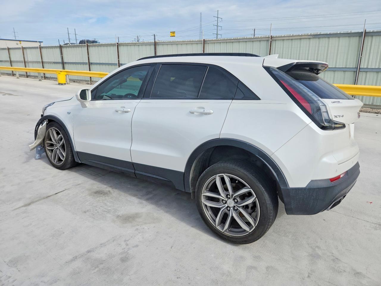 2020 Cadillac Xt4 Sport - Фото 2