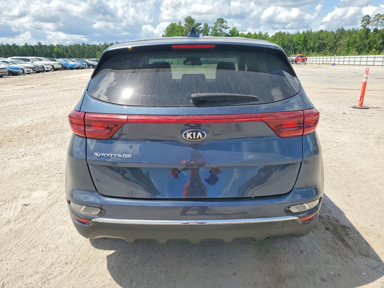 2022 Kia Sportage Lx - Image 6