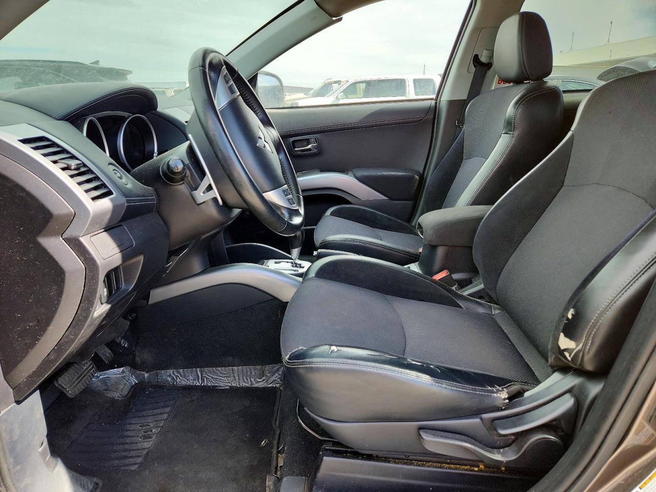 2012 Mitsubishi Outlander - Фото 7