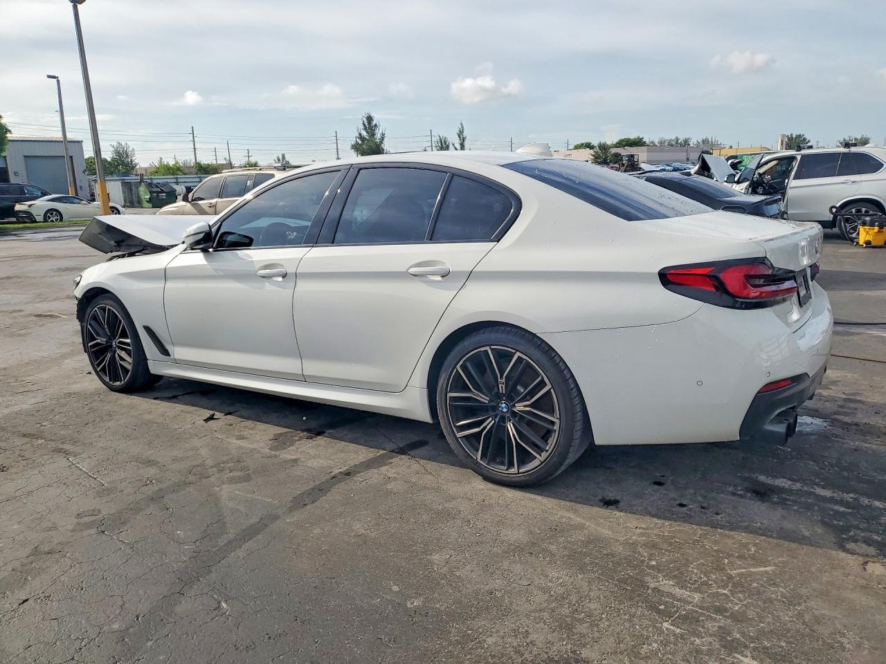 2021 BMW 540 I - Фото 2