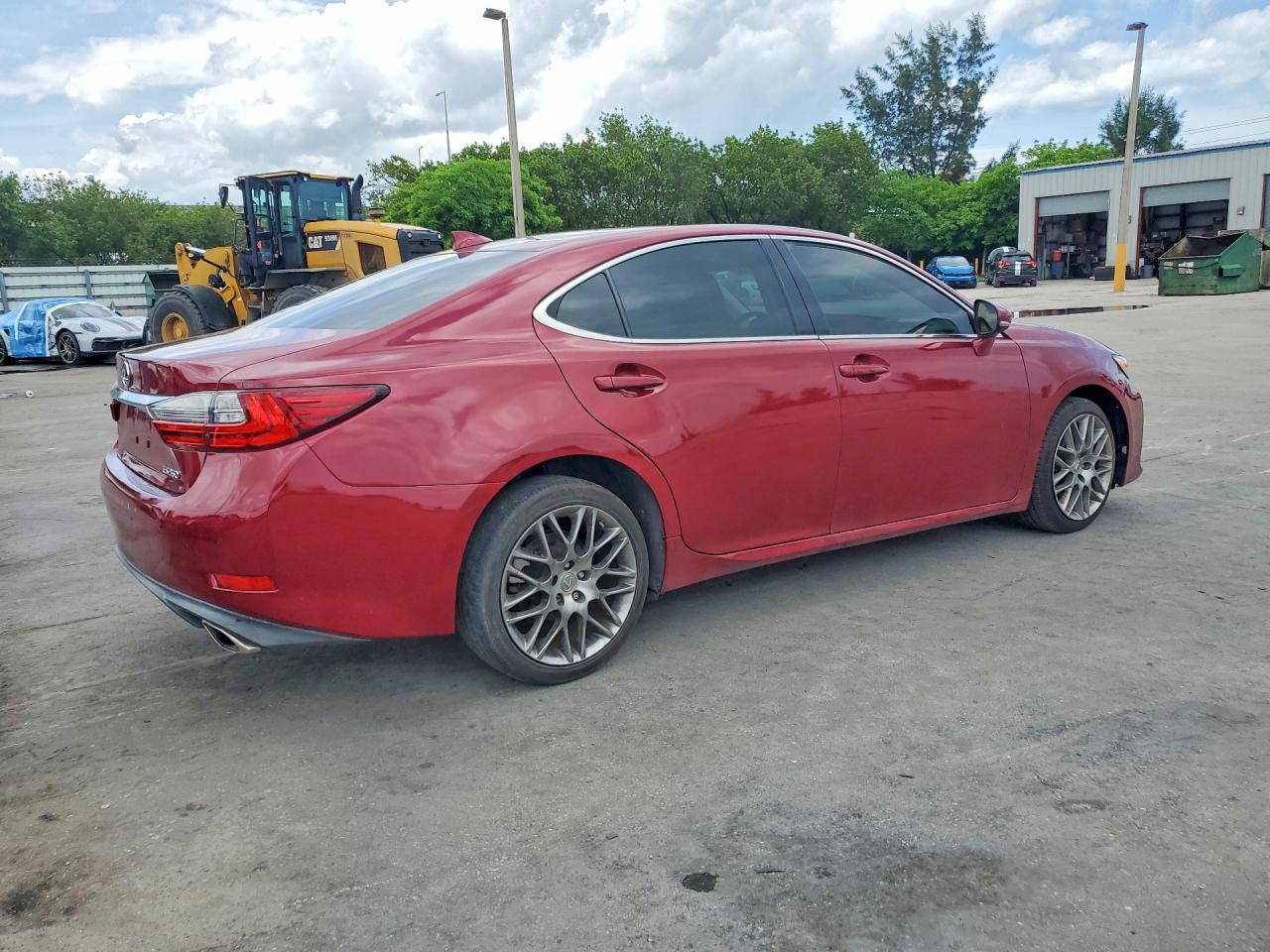 2016 Lexus Es 350 - Фото 3