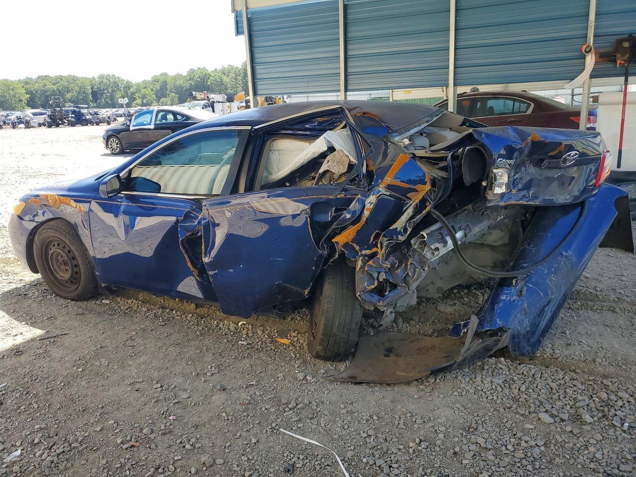 2008 Toyota Camry Le - Фото 2