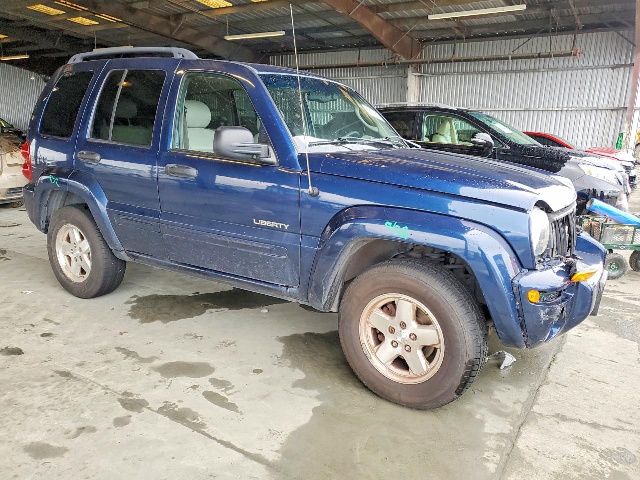 2004 Jeep Liberty Limited - Image 4