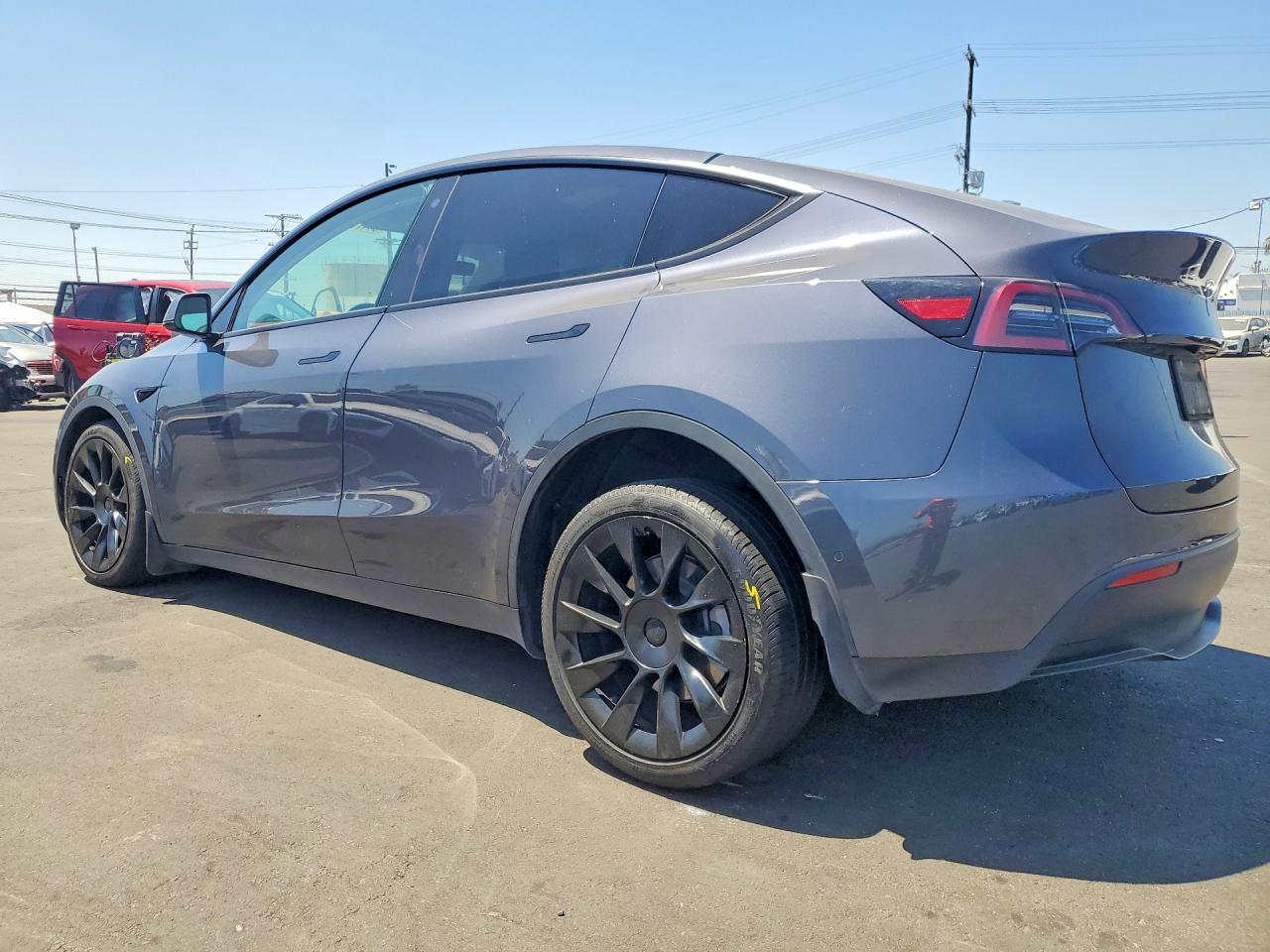 2022 Tesla Model Y - Фото 2