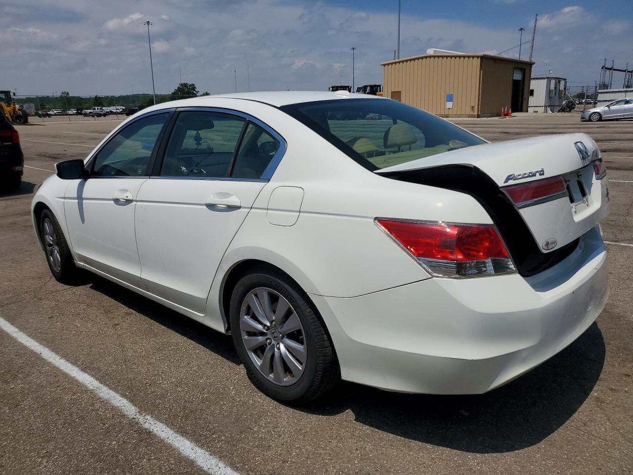 2011 Honda Accord Exl - Image 2