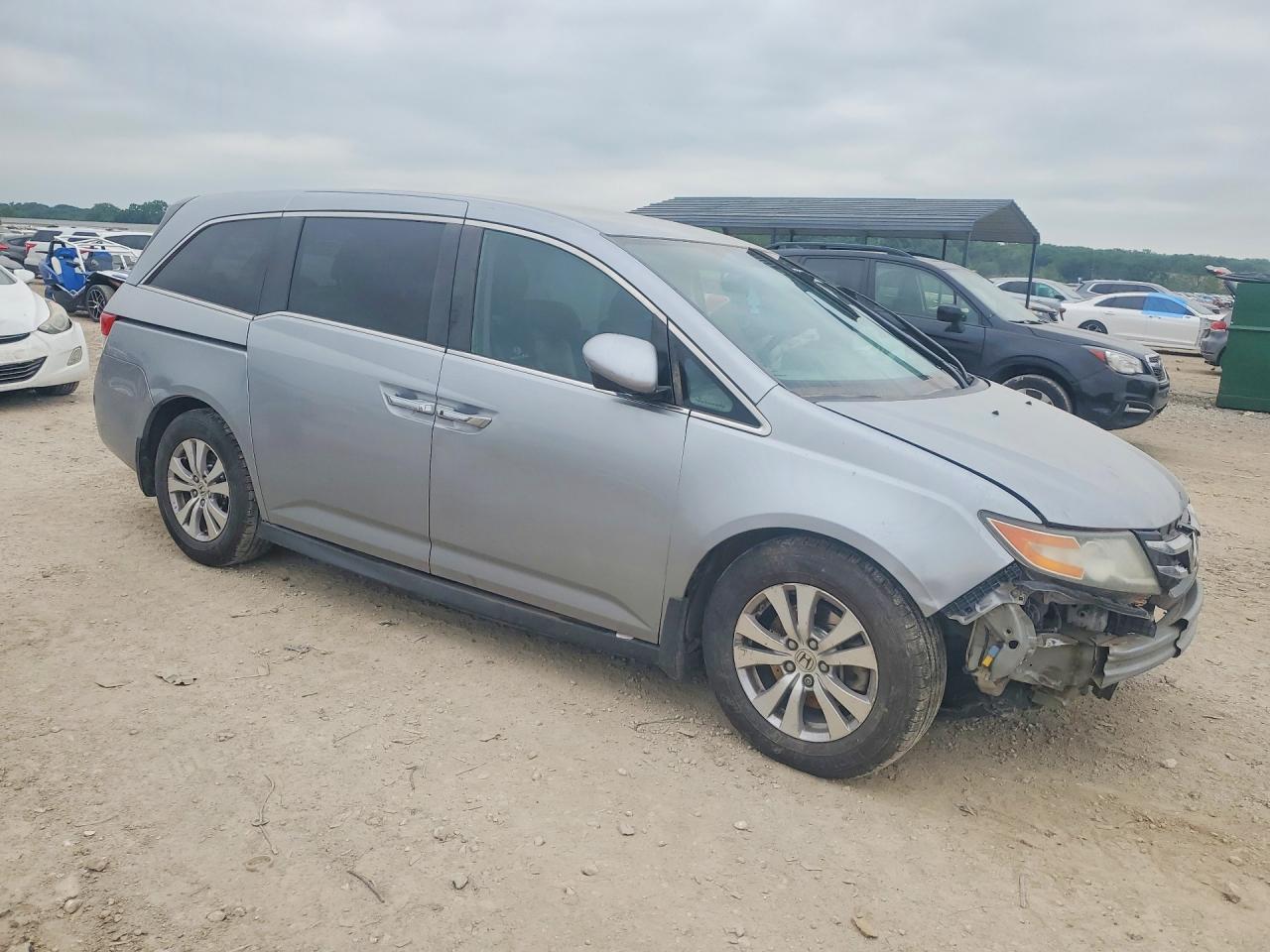 2016 Honda Odyssey Ex - Image 4