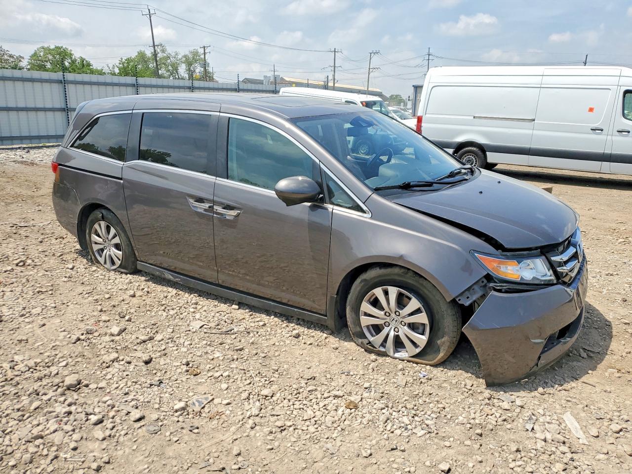 2015 Honda Odyssey Exl - Image 4
