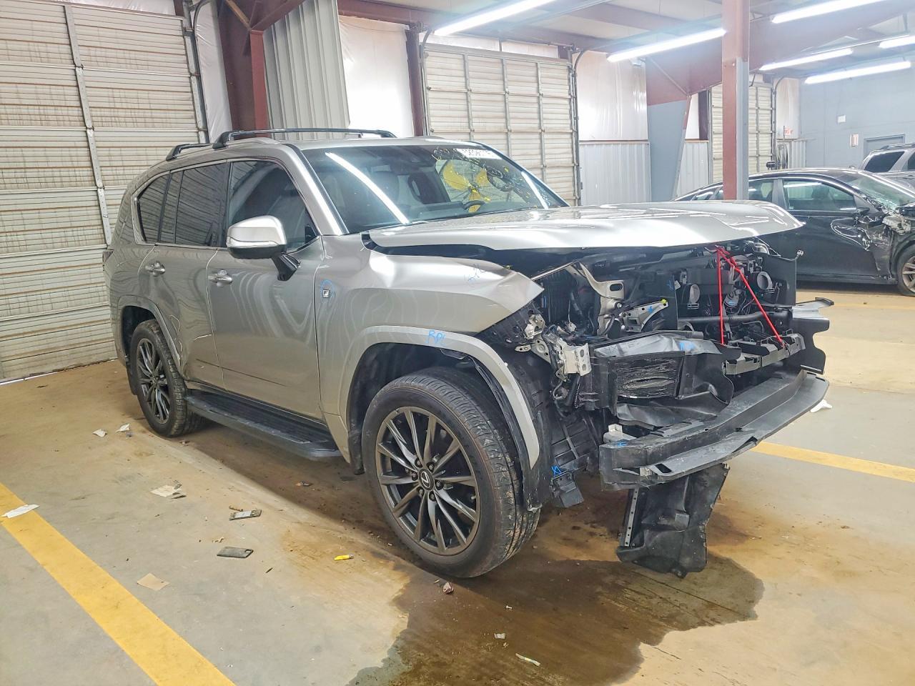 2023 Lexus Lx 600 F Sport Handling - Image 4