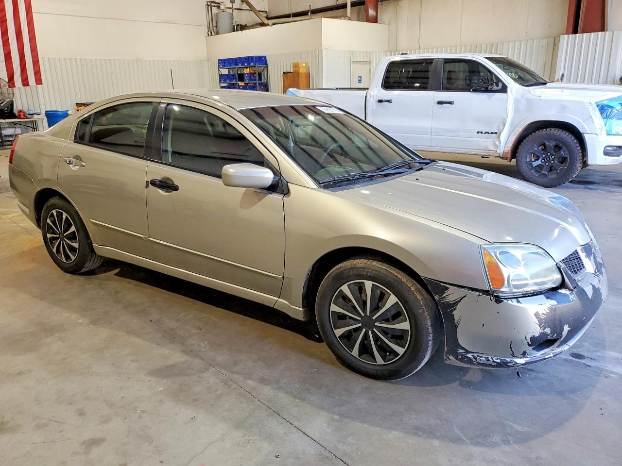 2004 Mitsubishi Galant Es Medium - Фото 4