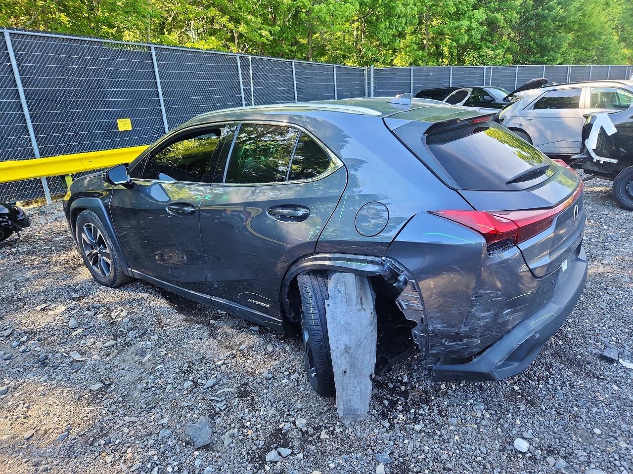 2022 Lexus Ux 250H Base - Image 2