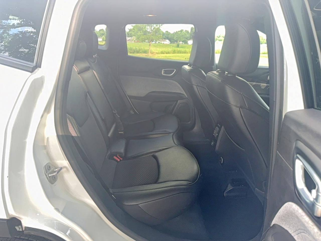 2025 Jeep Compass Latitude - Фото 6