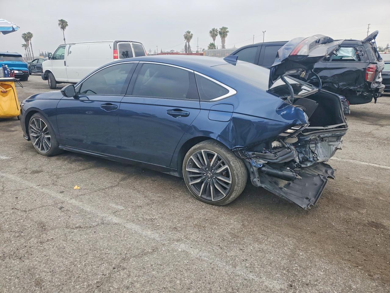 2024 Honda Accord Touring Hybrid - Фото 2