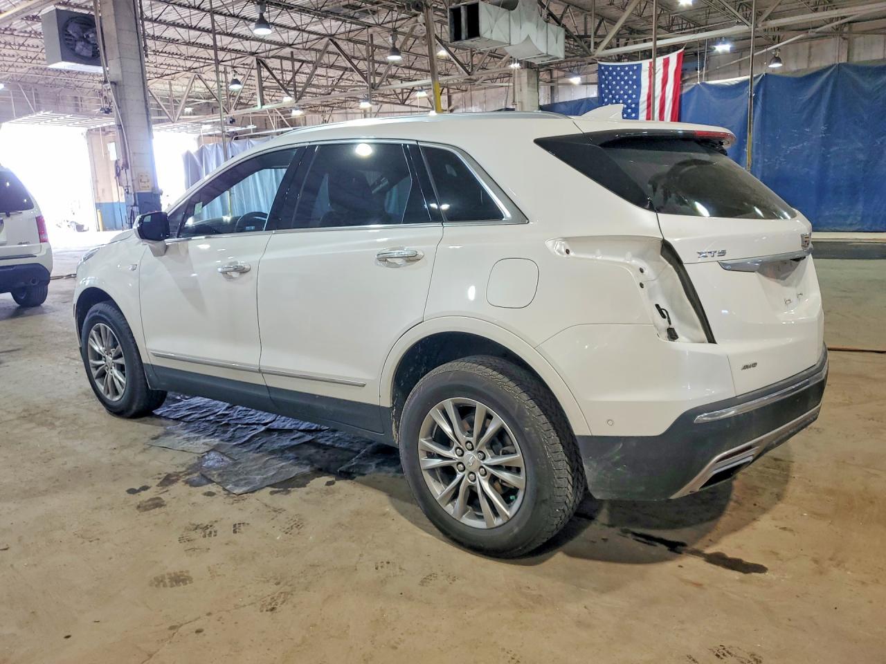 2022 Cadillac Xt5 Premium Luxury - Фото 2
