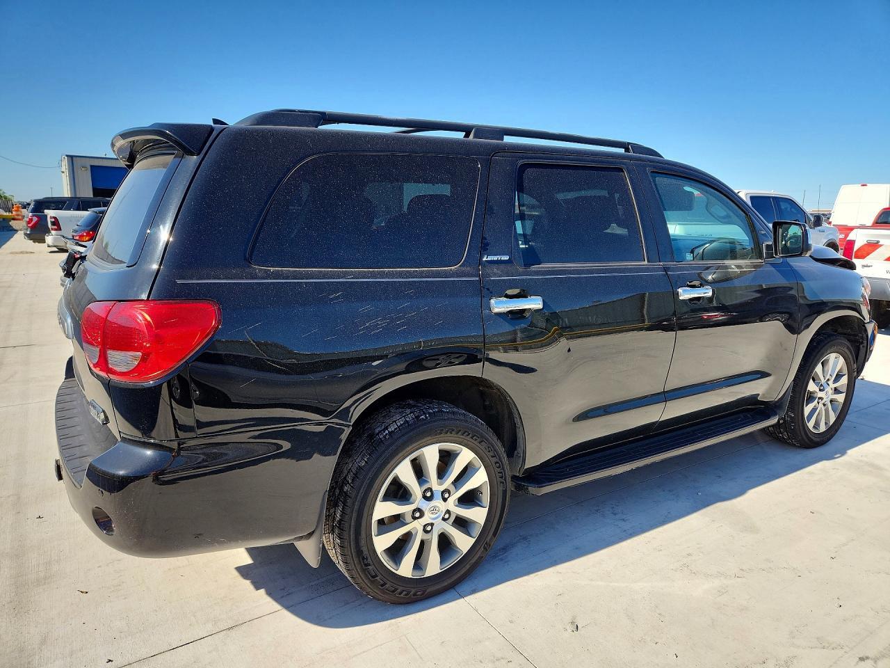 2016 Toyota Sequoia Limited - Image 3