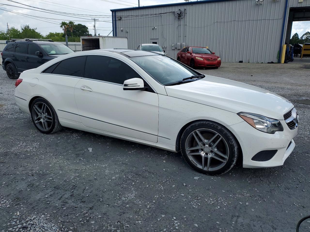2014 Mercedes-Benz E 350 4Matic - Фото 4