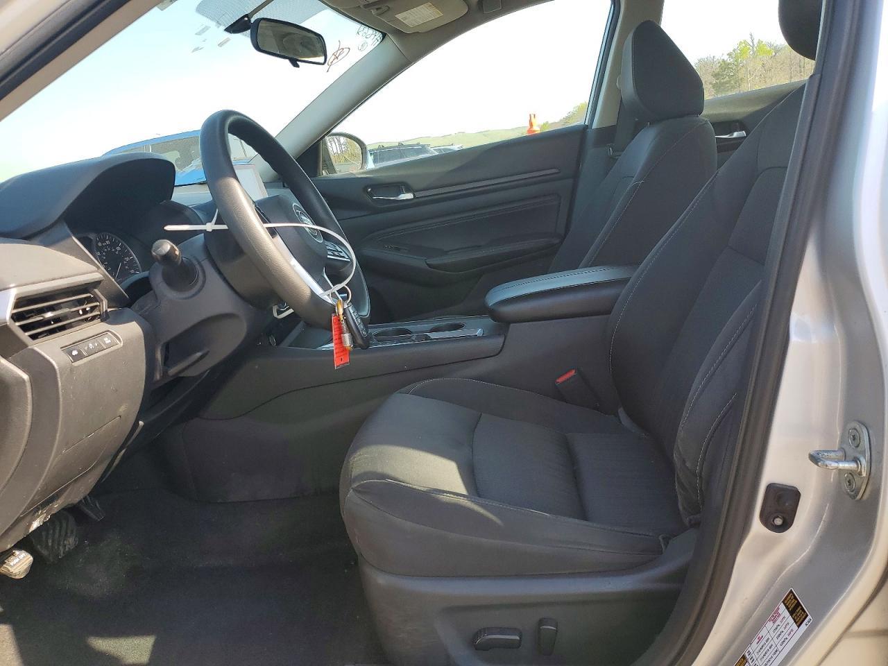 2020 Nissan Altima S - Фото 7