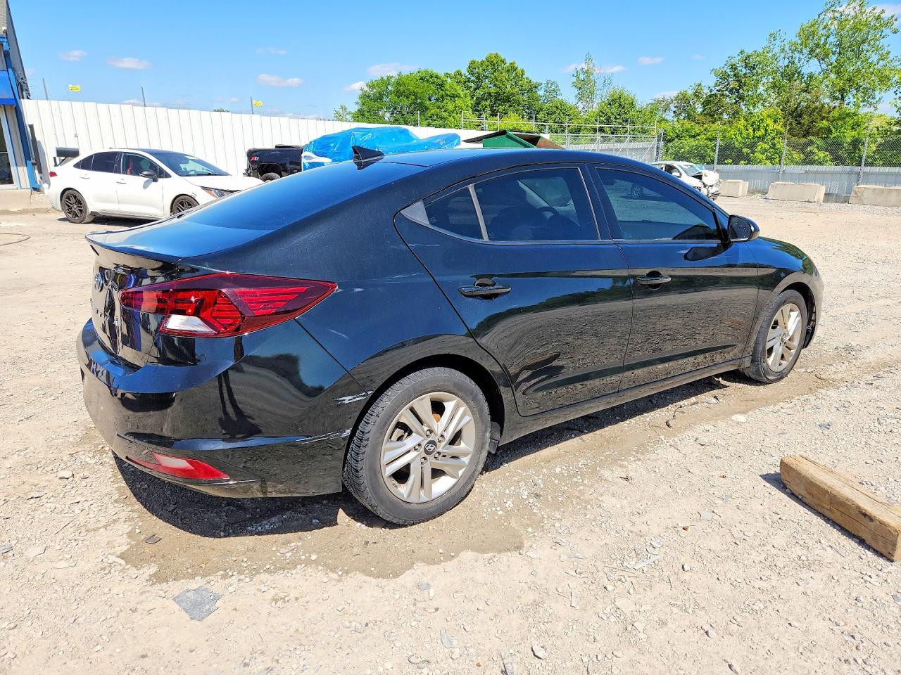 2019 Hyundai Elantra Sel - Image 3