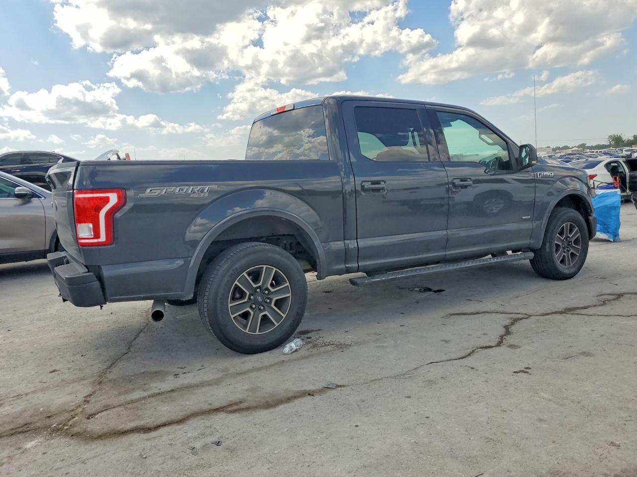 2016 Ford F150 Supercrew - Фото 3
