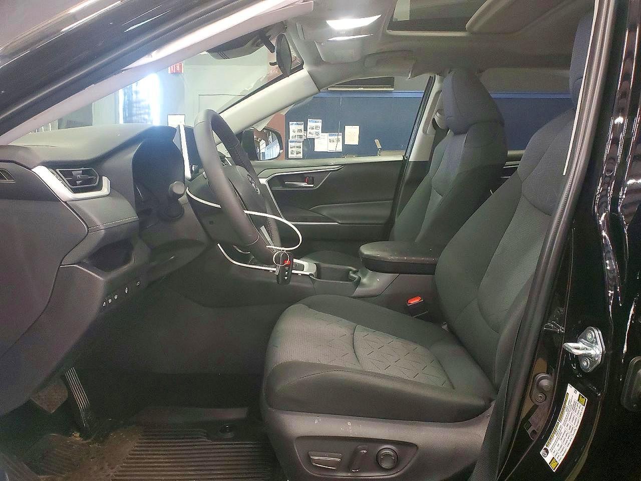 2025 Toyota Rav4 Xle - Фото 7