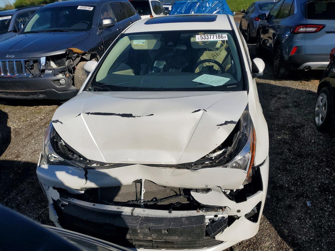 2018 Toyota Prius Three - Фото 5