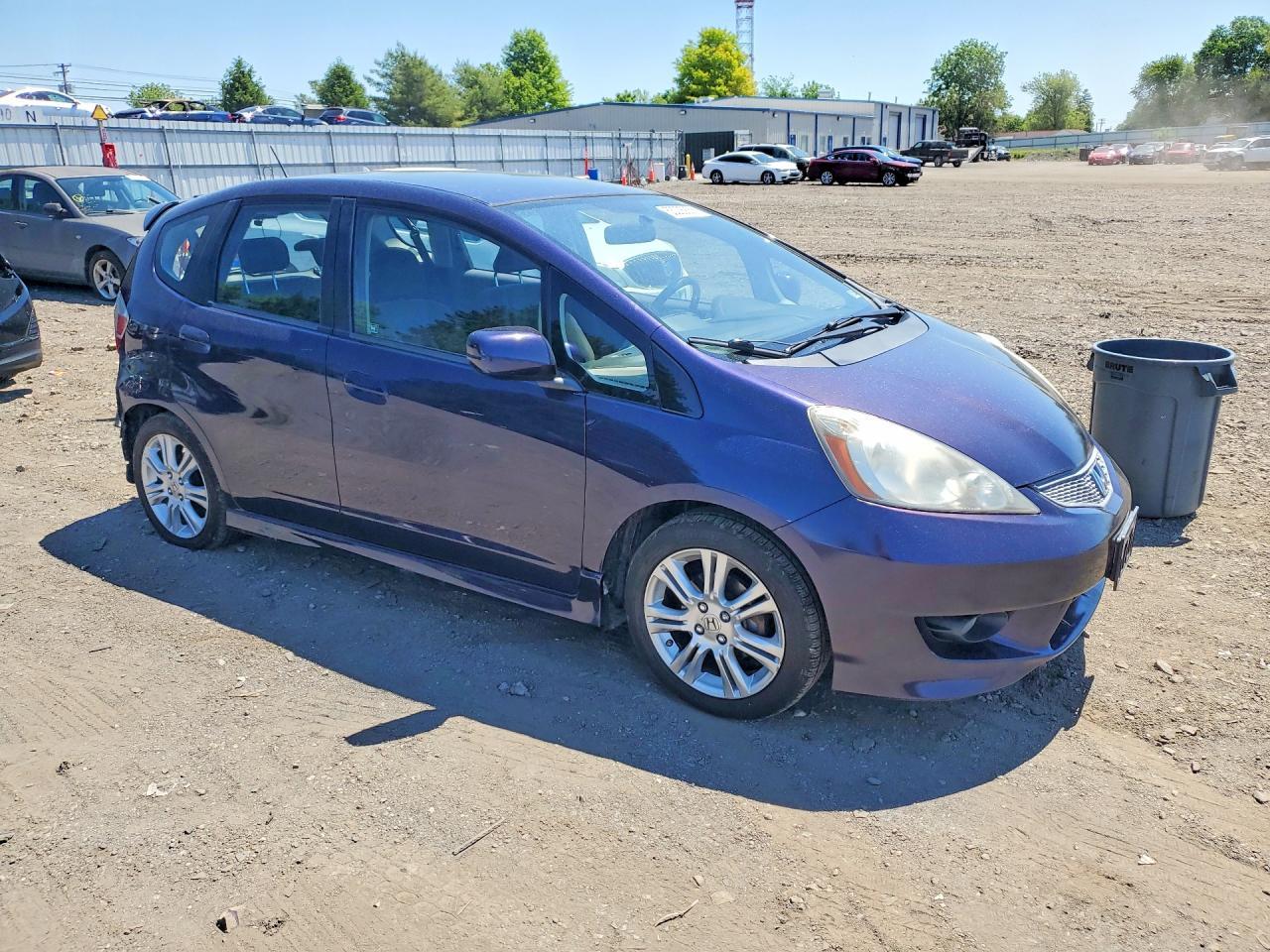 2009 Honda Fit Sport - Image 4