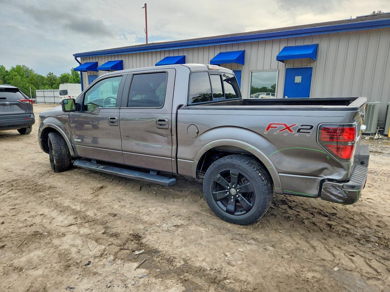 2013 Ford F150 Supercrew - Фото 2