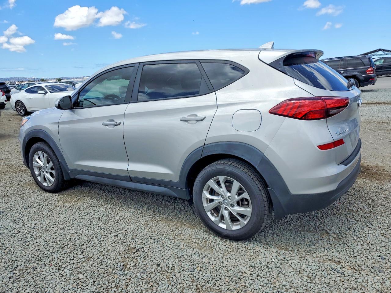2021 Hyundai Tucson Se - Фото 2