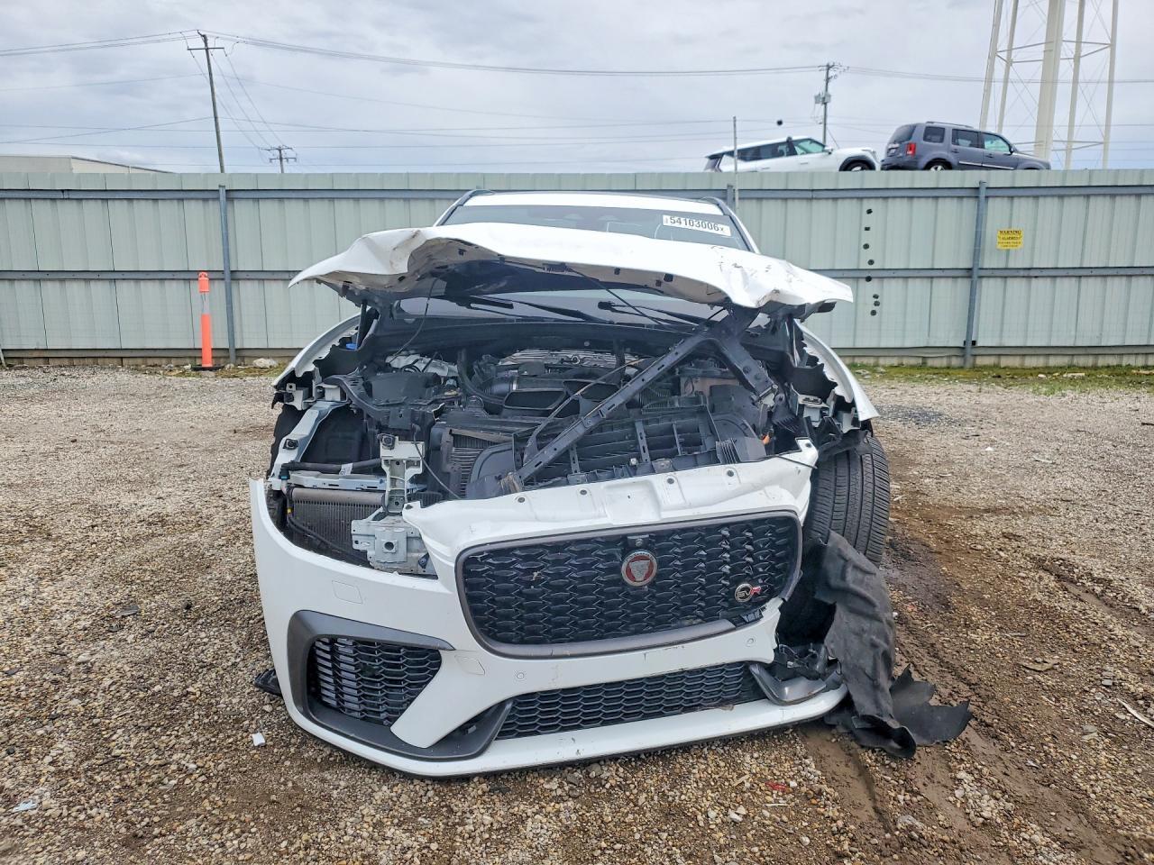 2022 Jaguar F-Pace Svr - Фото 5