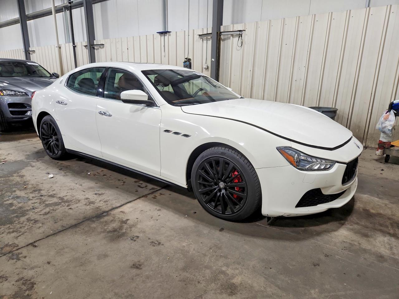 2017 Maserati Ghibli S - Image 4