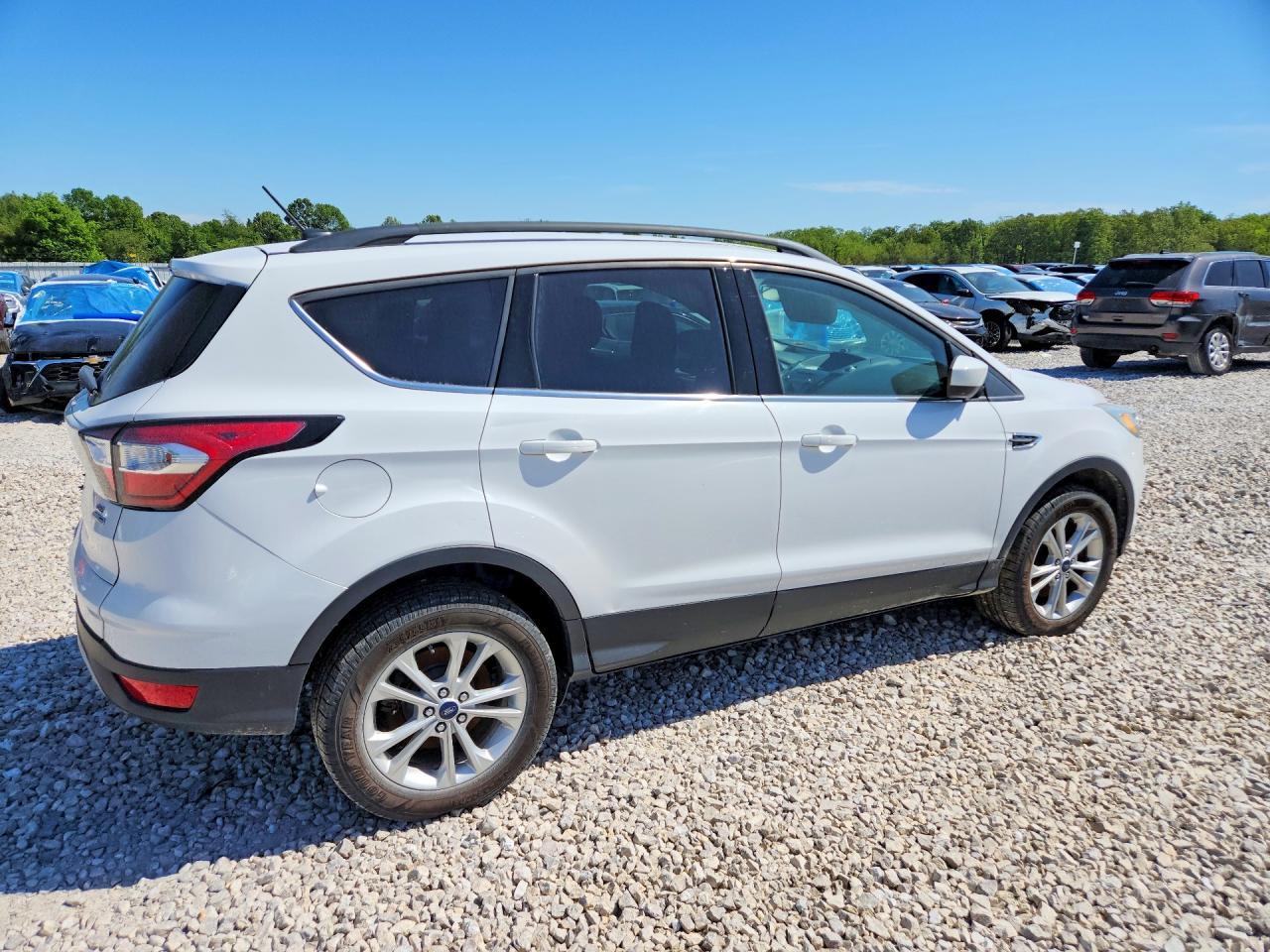 2018 Ford Escape Se - Фото 3