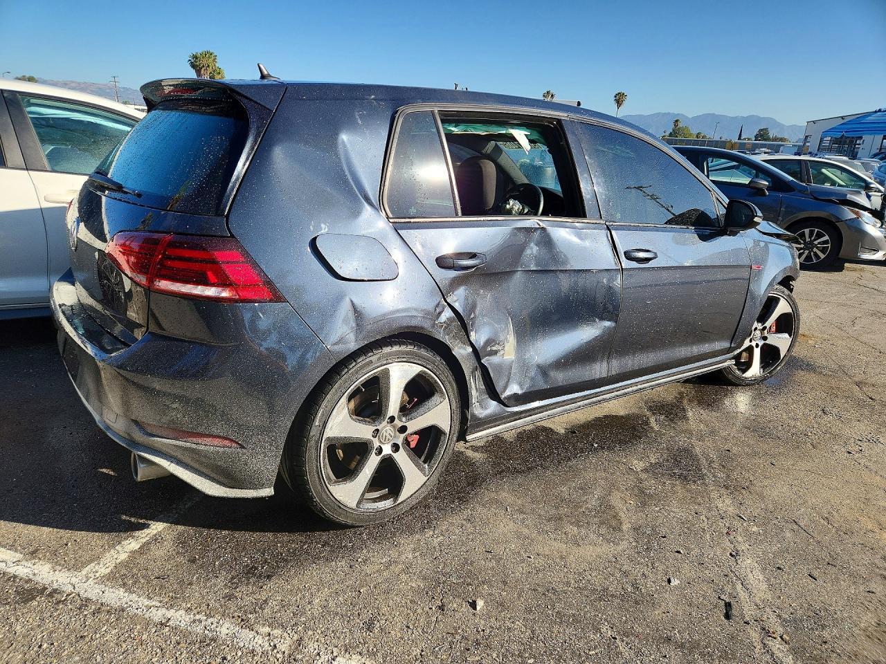 2019 Volkswagen Gti S - Фото 3