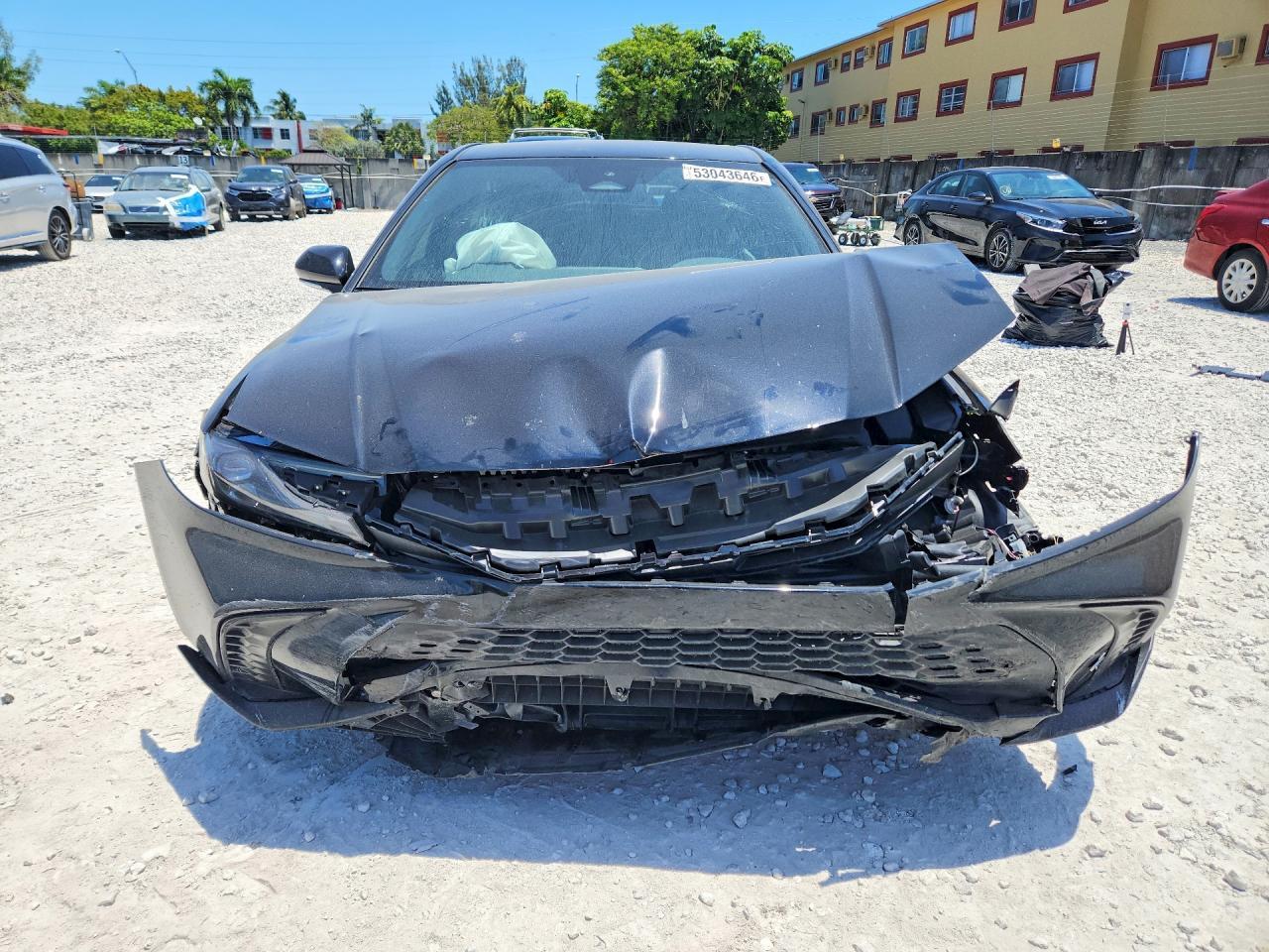 2026 Toyota Camry - Фото 5