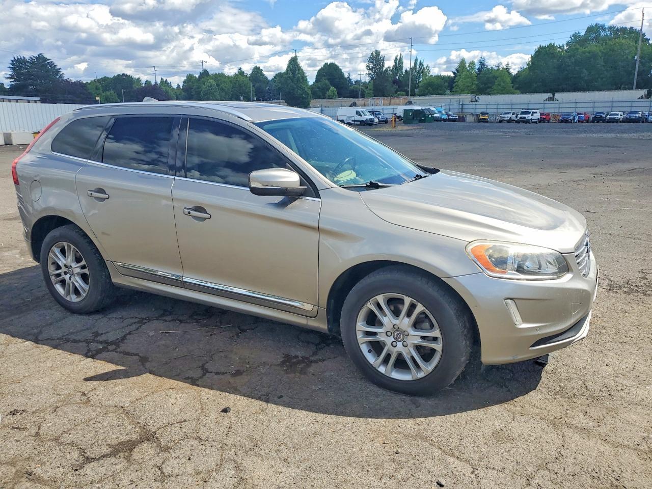 2016 Volvo Xc60 T5 Premier - Image 4