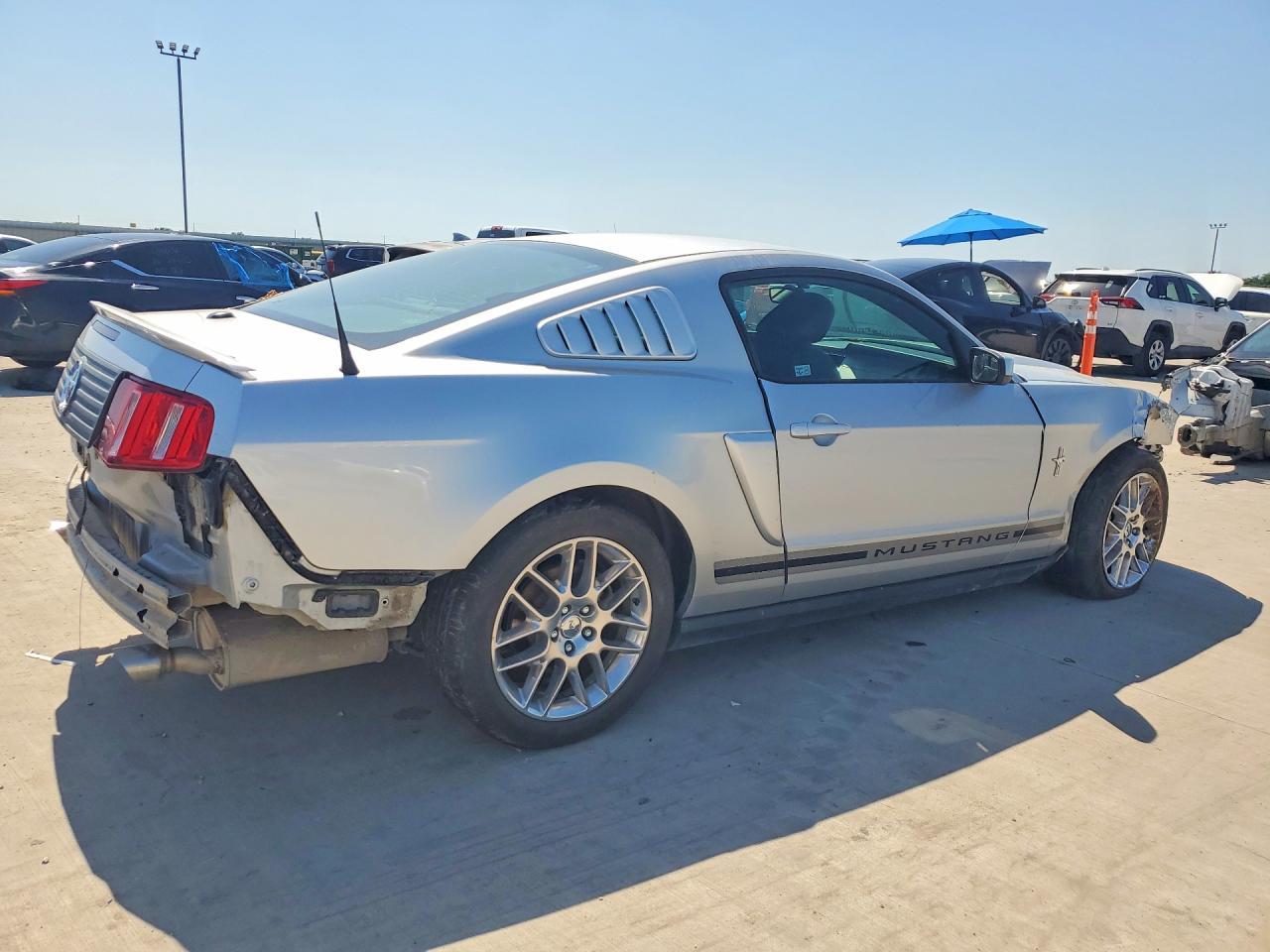 2012 Ford Mustang - Image 3