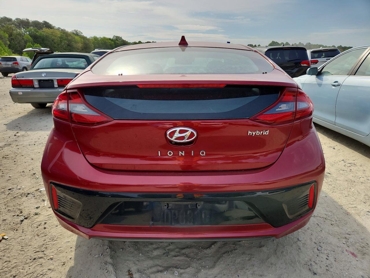 2019 Hyundai Ioniq Sel - Image 6